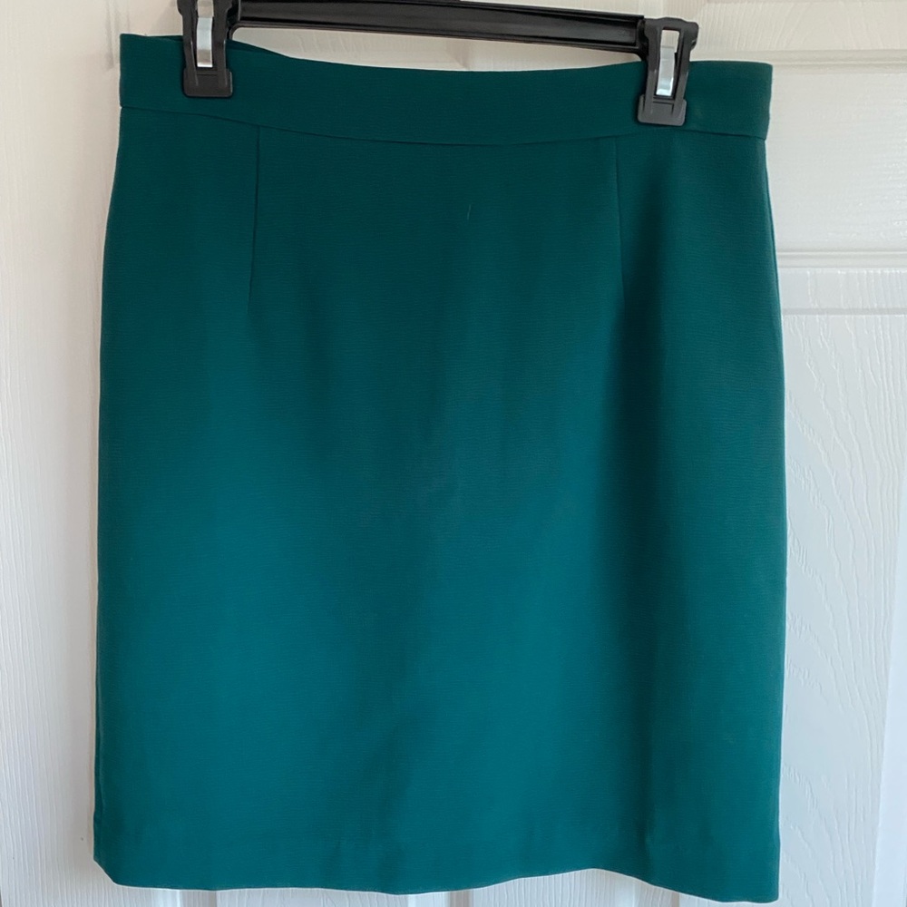 Vida Clothing Green Skirt - M